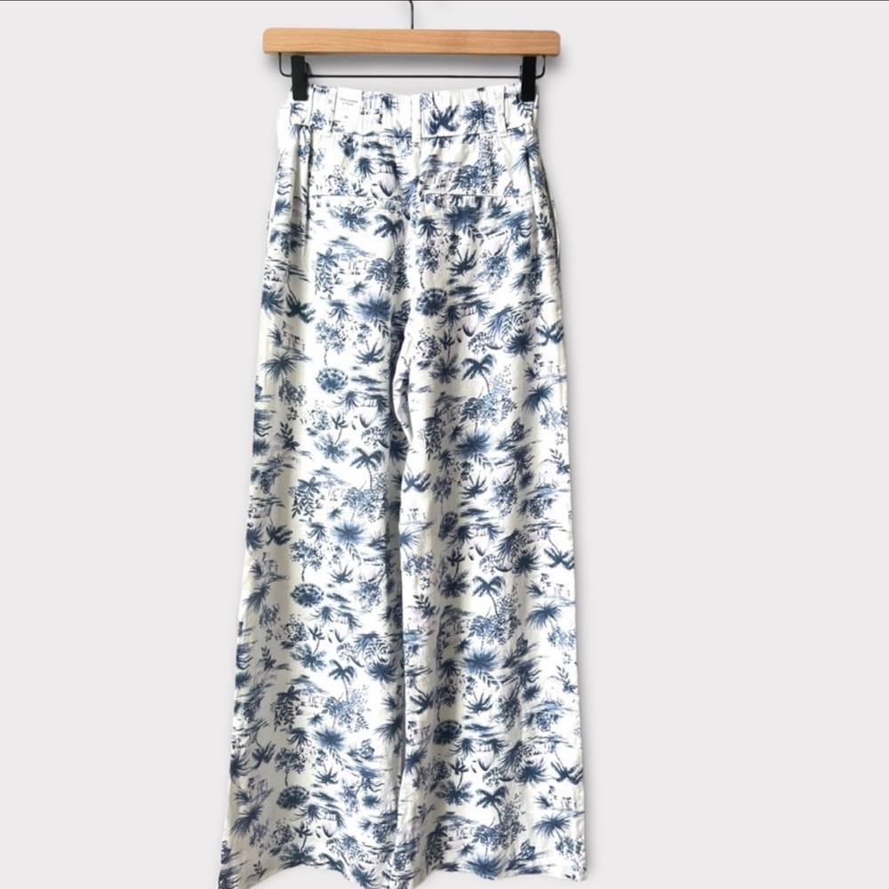 Abercrombie & fitch palm tree trees pants